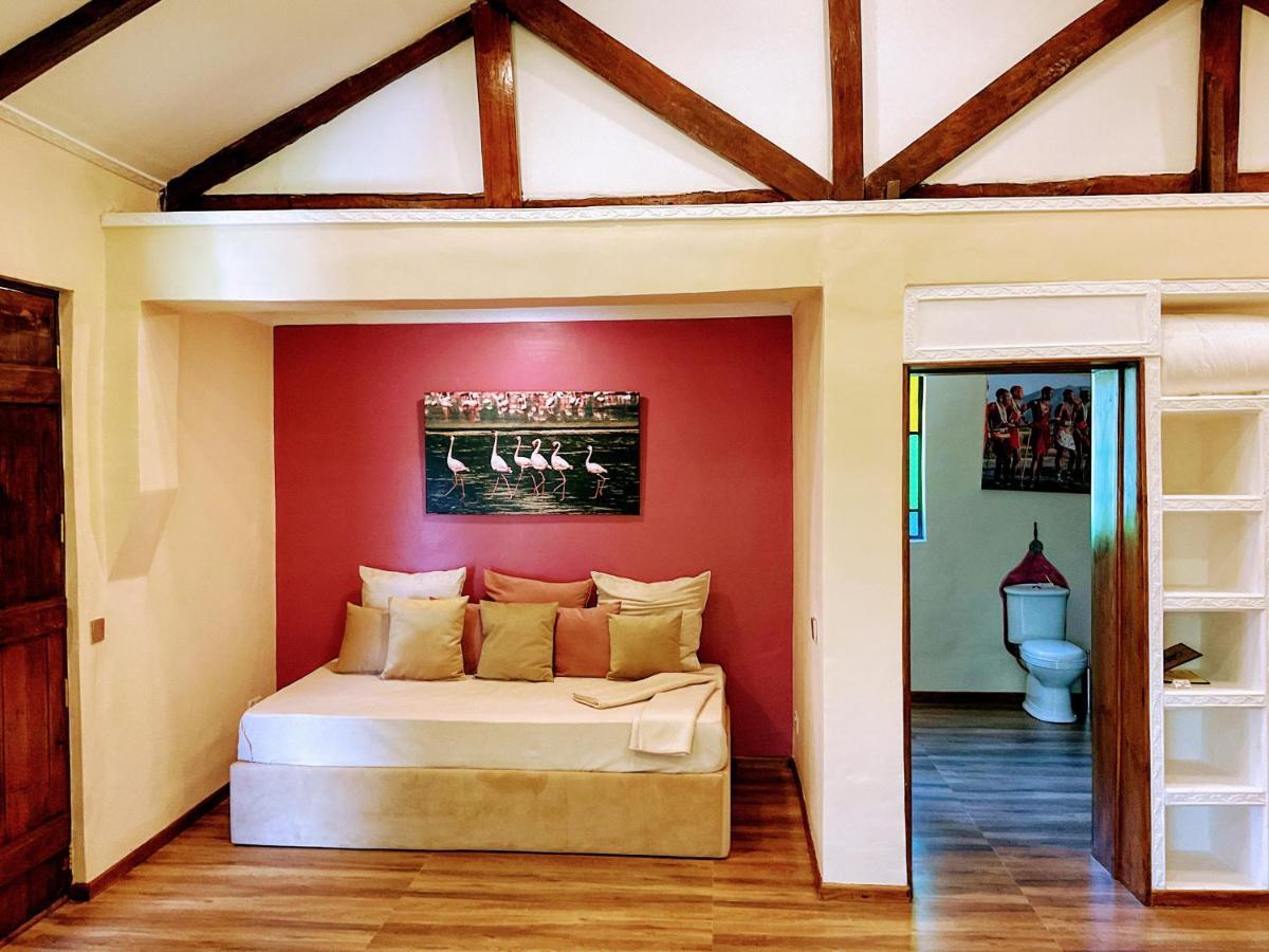 Pink Flamingo Boutique Hotel Моші Екстер'єр фото