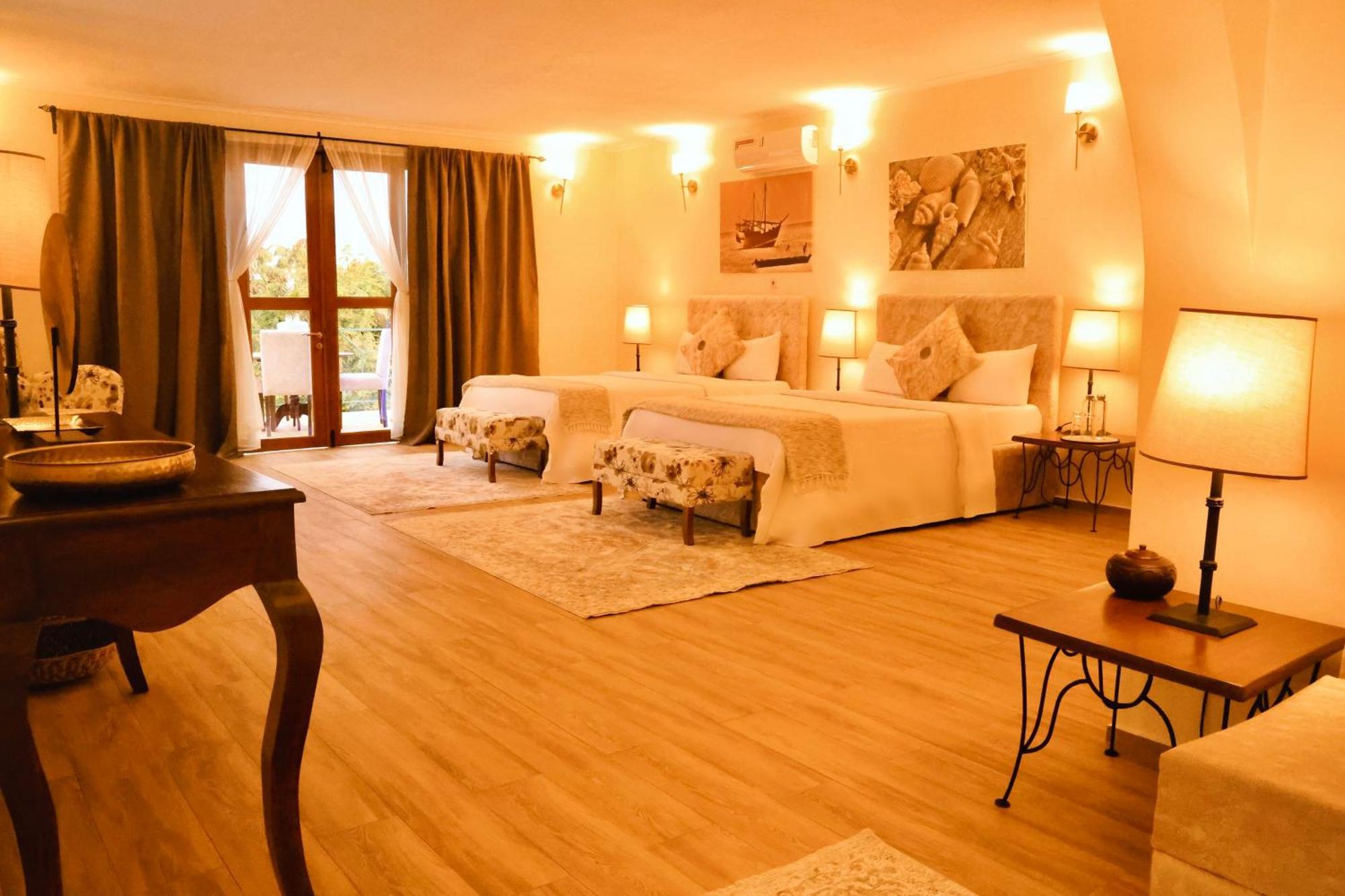 Pink Flamingo Boutique Hotel Моші Екстер'єр фото